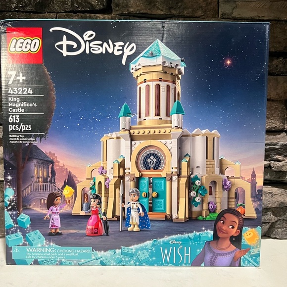 LEGO Disney Wish Castle Building Set - Blue and Tan - Picture 2 of 10